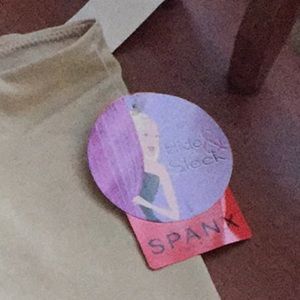 Spans mid thigh smoother, NWT